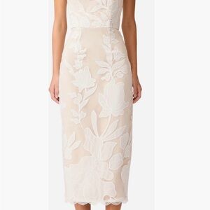 Elliatt Cream Floral Lace Midi Dress